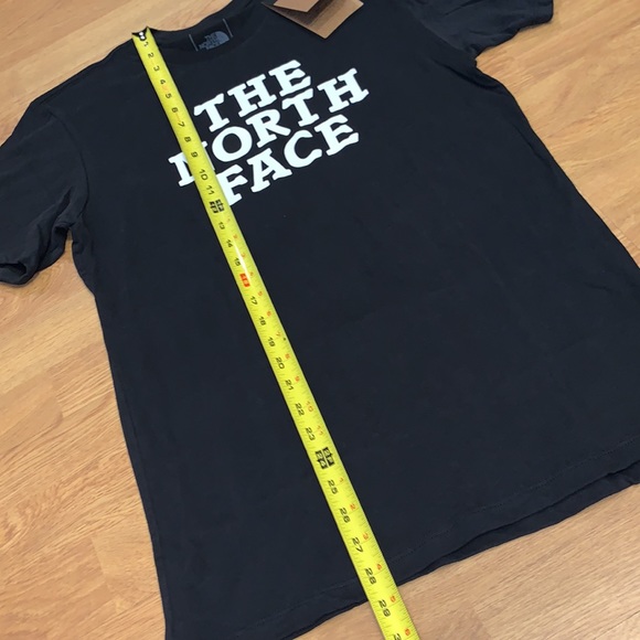 NWT The North Face Novelty Tee/ T-Shirt RTO, S - Picture 2 of 9